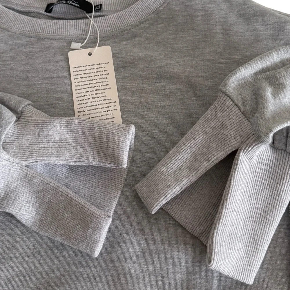 Trendy Queen viral Sweatshirt - Picture 5 of 16